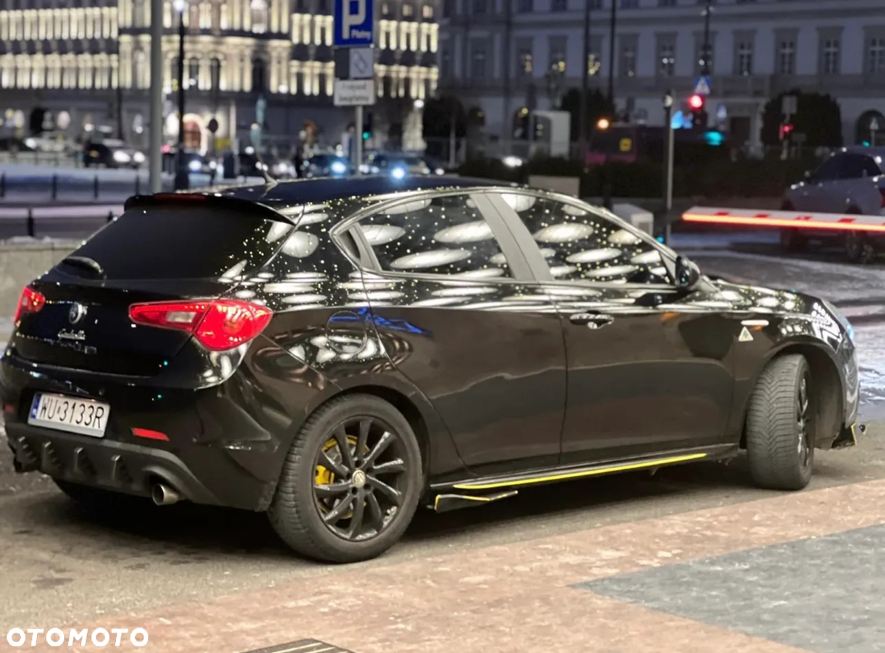 Alfa Romeo Giulietta 2.0 JTDM Distinctive - 17