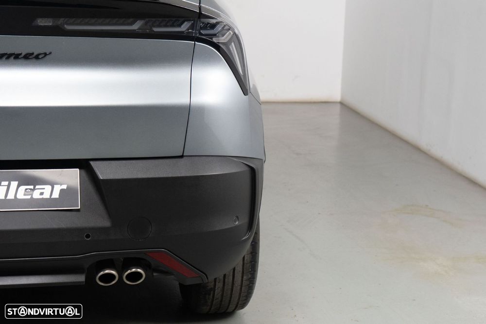 Alfa Romeo Junior 1.2 Intensa eDCT6 - 16