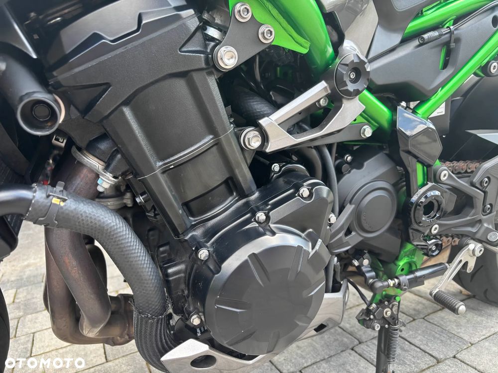 Kawasaki Z 900 - 8