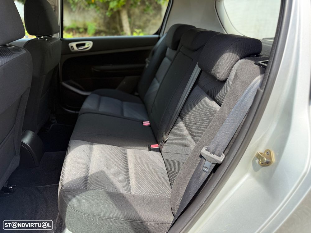 Peugeot 307 1.4 16V XT Premium - 10