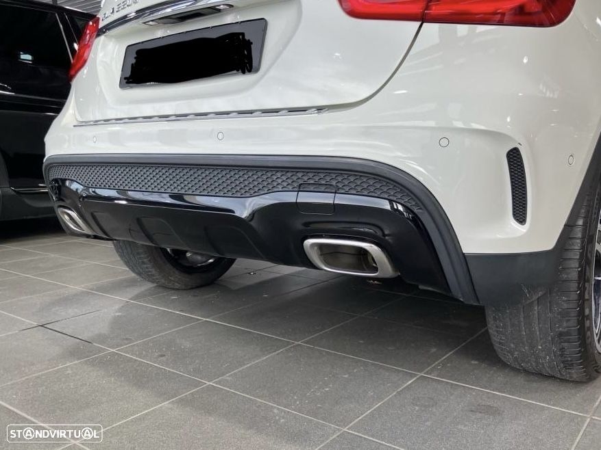 Mercedes-Benz GLA 220 d 4Matic 7G-DCT AMG Line - 7