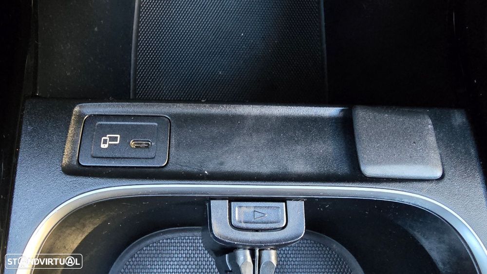 Mercedes-Benz CLA 250 - 48