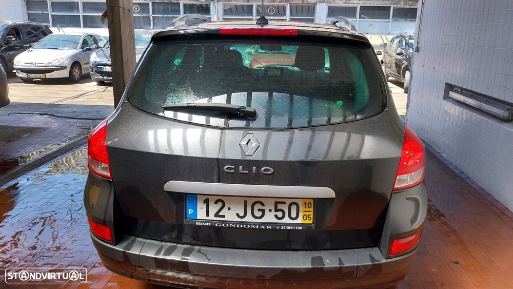 Renault Clio 1.5 dCi Dynamique S - 17