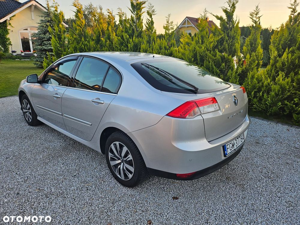 Renault Laguna 1.6 Authentique - 6