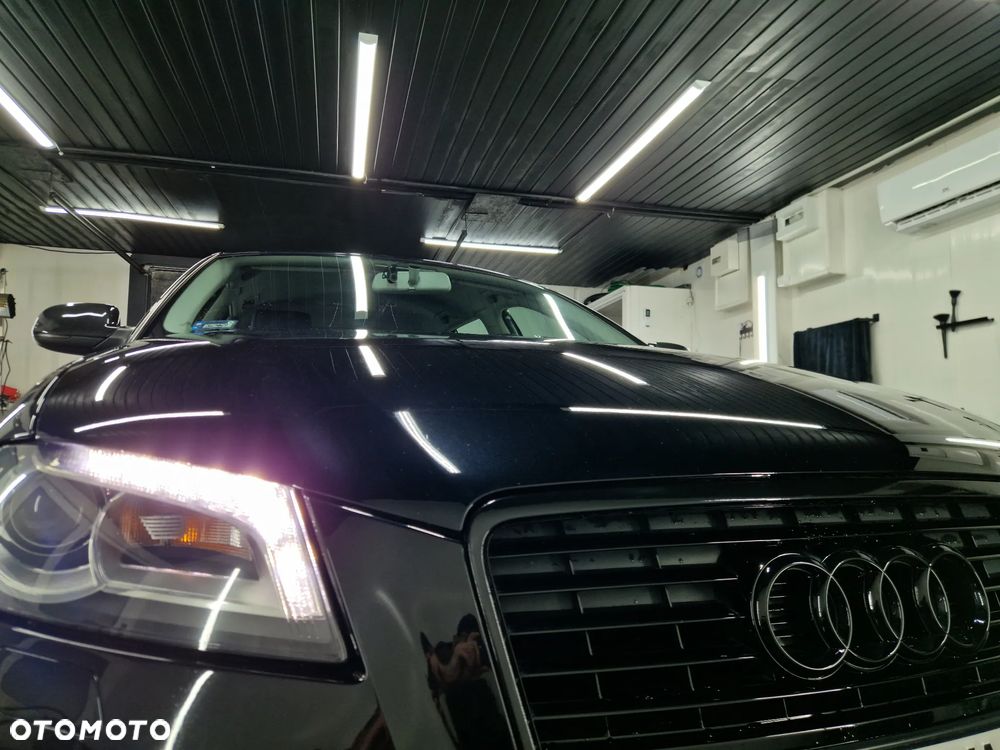 Audi A3 Sportback 1.6 TDI DPF Ambiente - 2