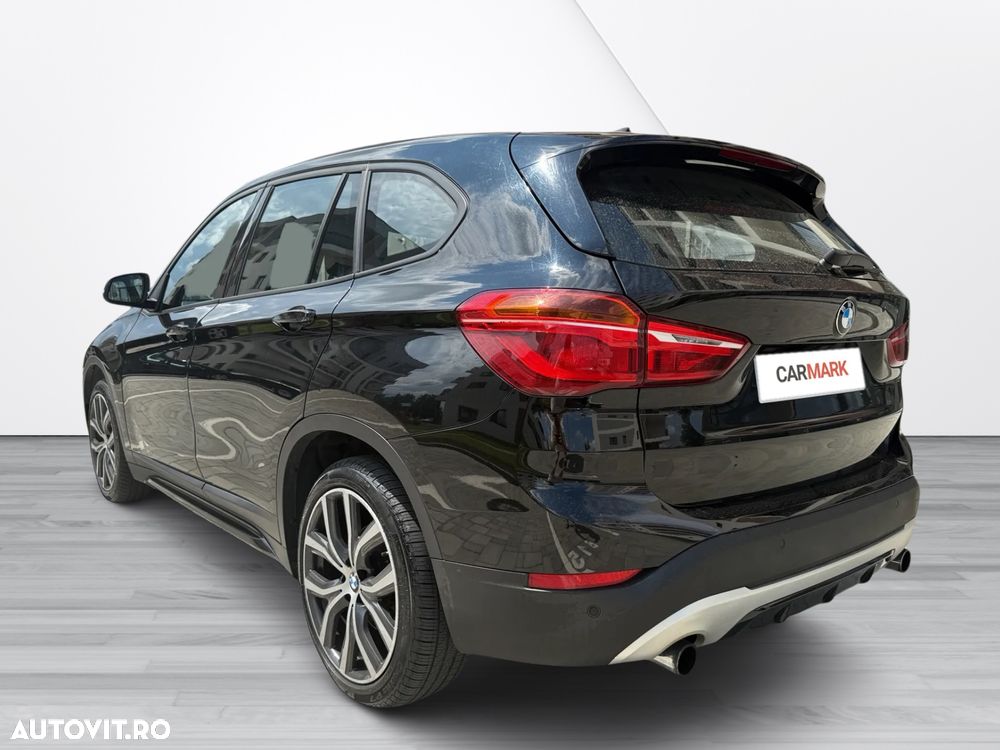 BMW X1 xDrive20d Aut. Sport Line - 5
