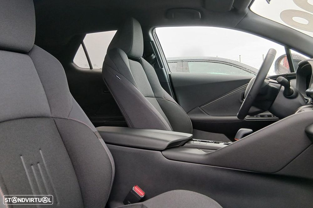 Toyota C-HR 2.0 HDF Plug-in Square Collection - 15