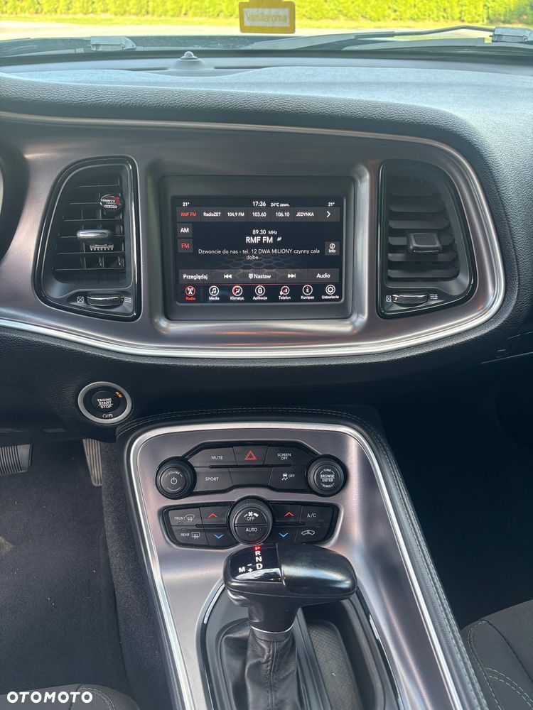 Dodge Challenger 3.6 SXT - 7