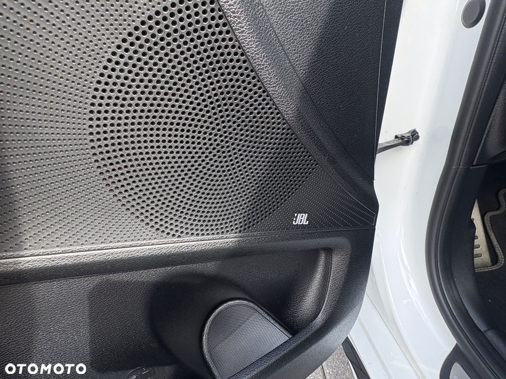 Kia ProCeed 1.5 T-GDI DCT7 OPF GT LINE - 26