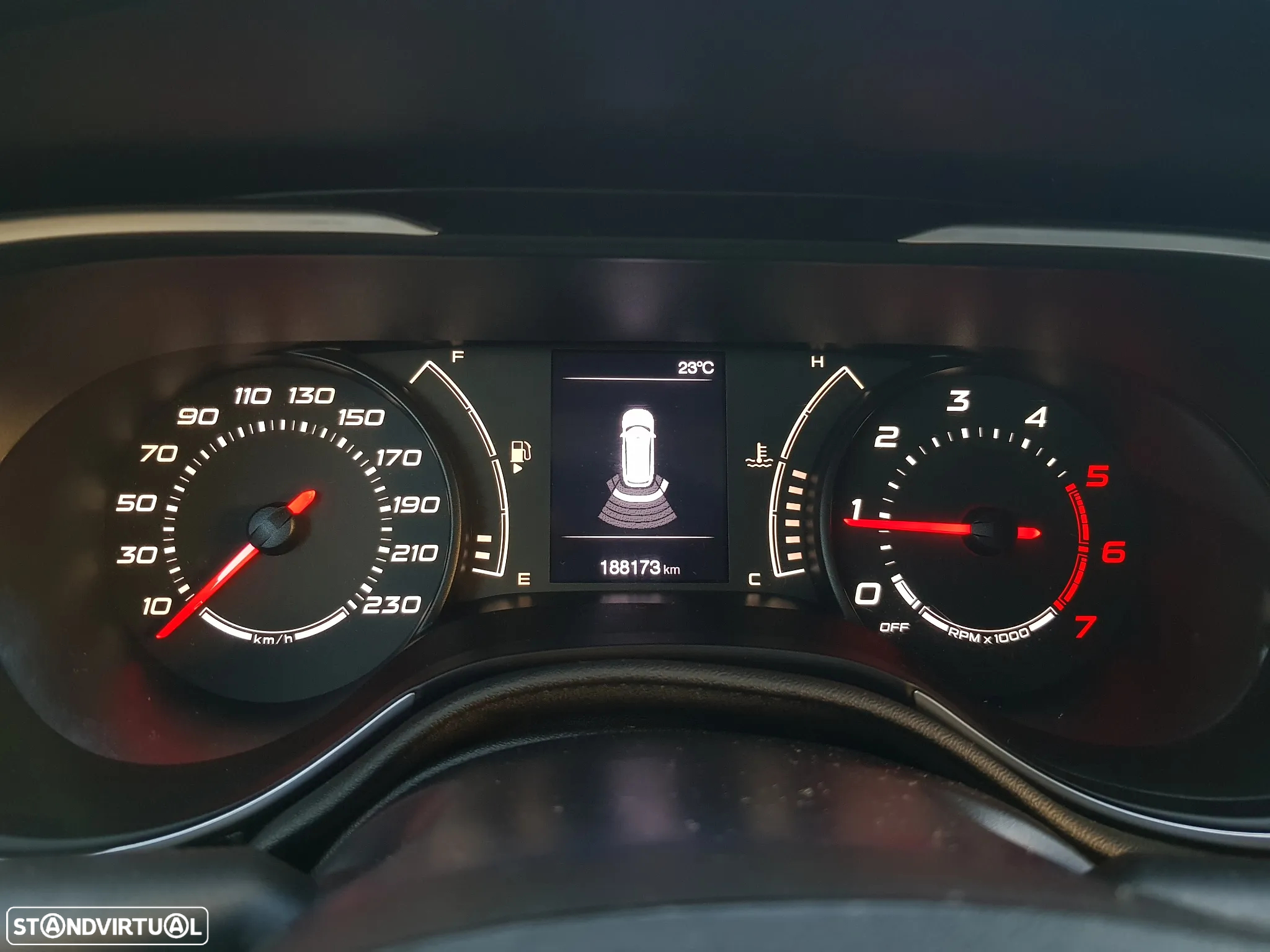 Fiat Tipo Station Wagon 1.6 M-Jet Lounge Tech J17 - 10