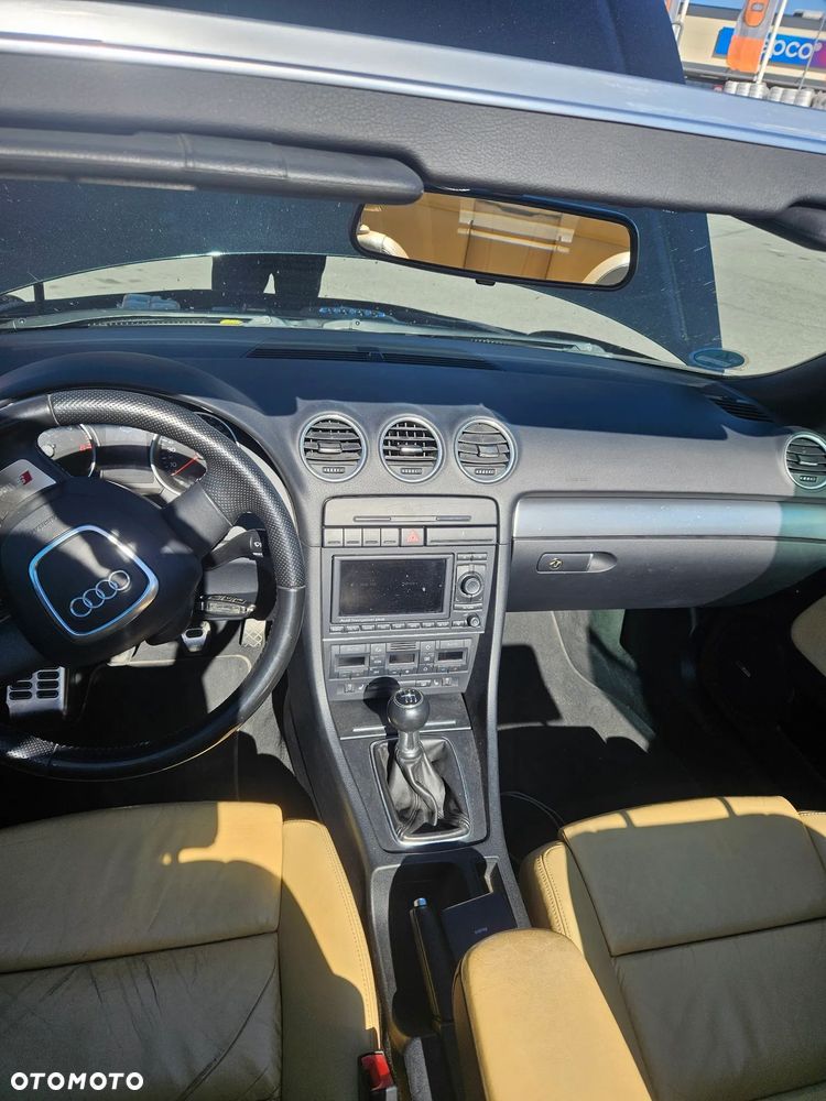 Audi A4 Cabrio - 7