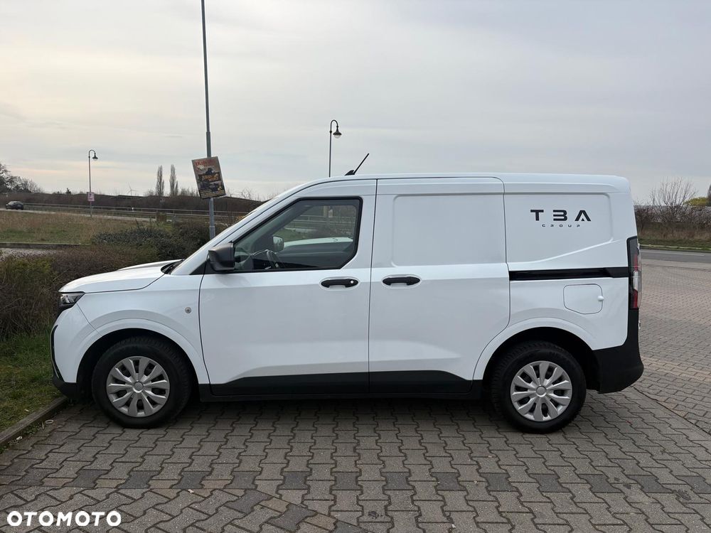 Ford Transit Courier - 3