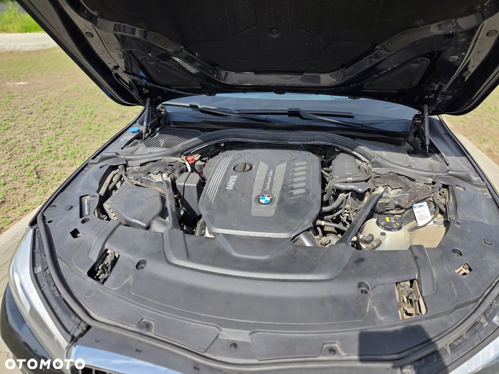 BMW Seria 7 730d - 25