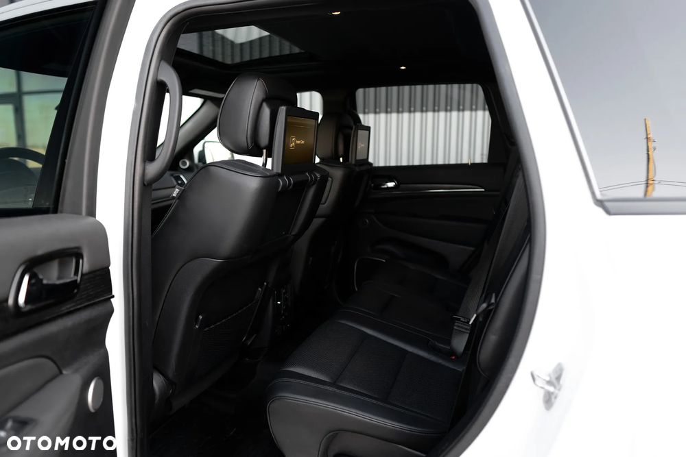 Jeep Grand Cherokee 5.7 V8 Overland - 31