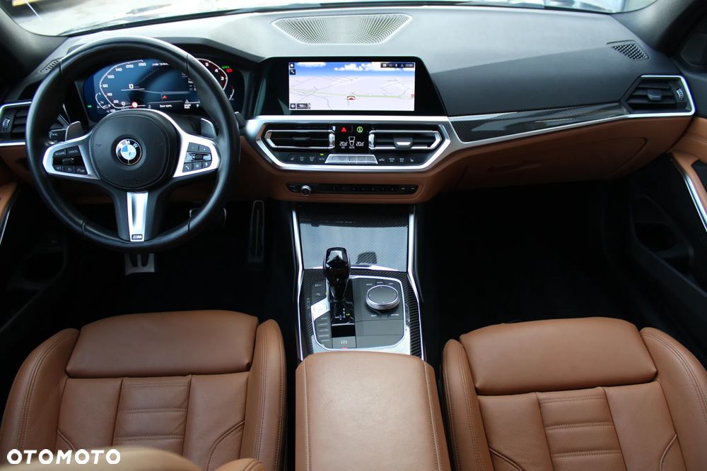 BMW Seria 3 M340i xDrive - 12