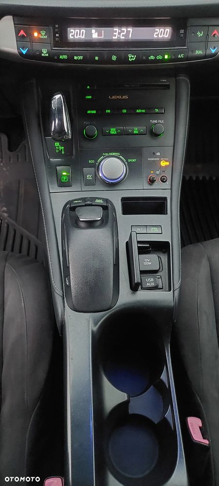 Lexus CT 200h Classic - 27