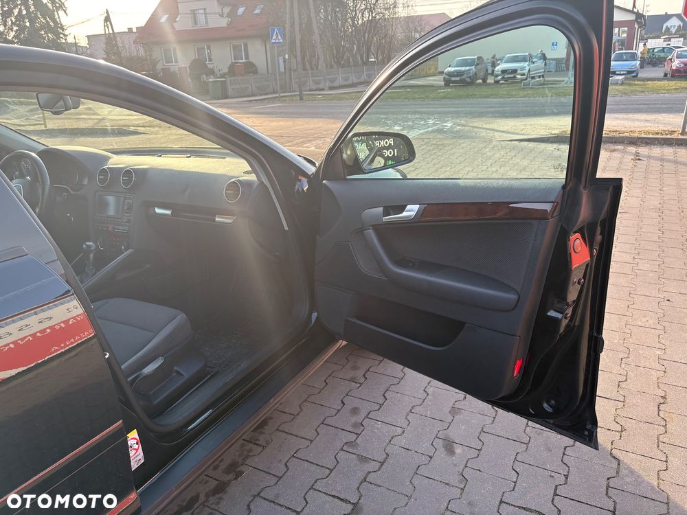 Audi A3 Sportback 2.0 TDI DPF (DSG) S tronic Attraction - 10