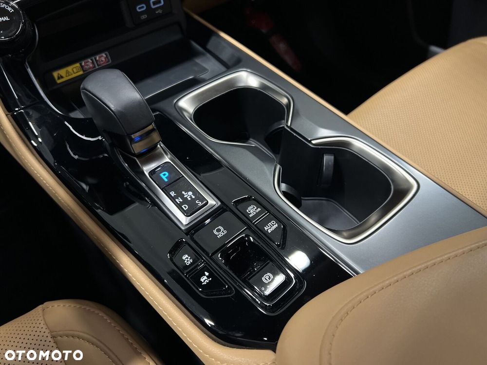 Lexus NX - 23