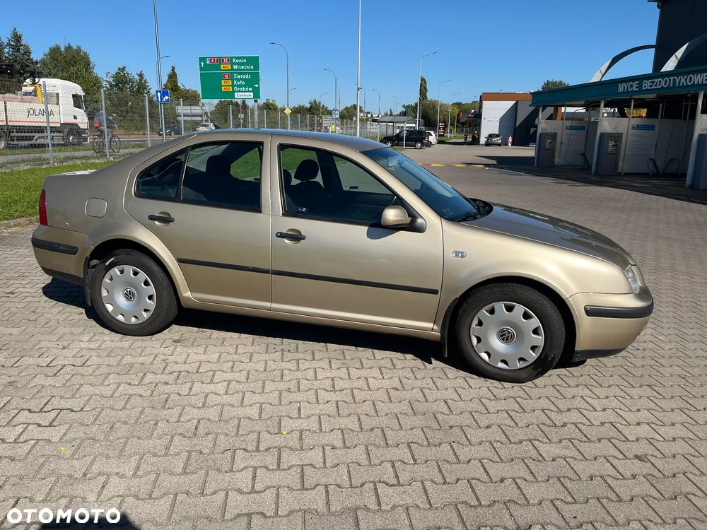 Volkswagen Bora Variant 1.6 - 3