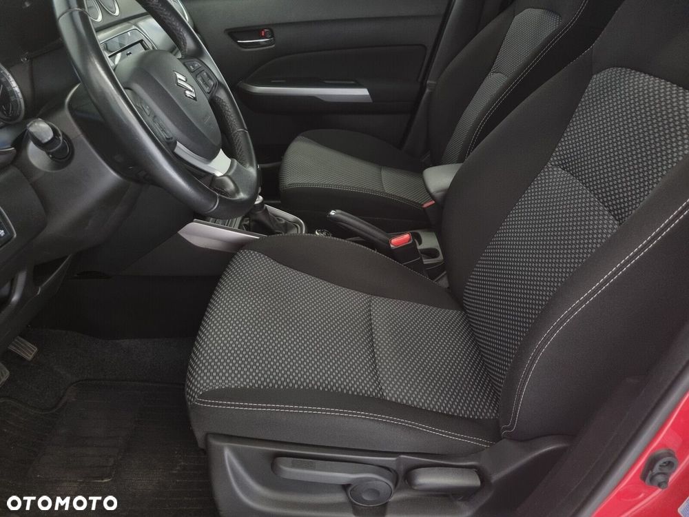 Suzuki Vitara 1.4 Boosterjet SHVS Premium 4WD - 7