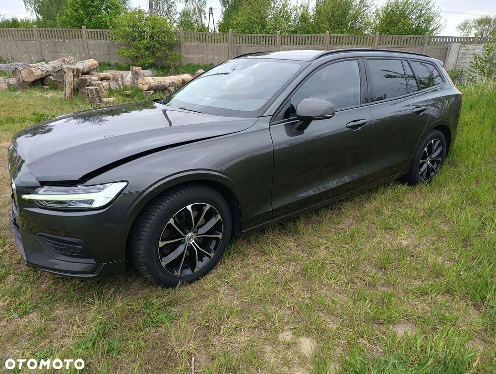 Volvo V60 B3 B Momentum - 10