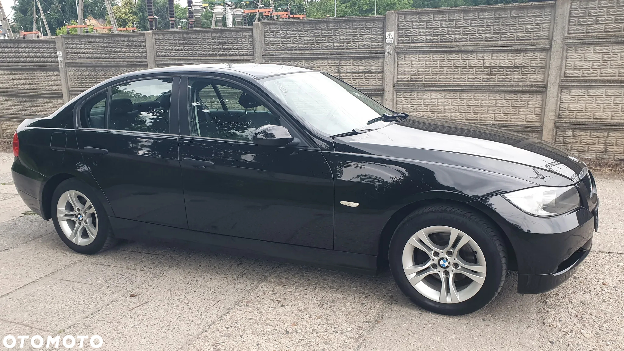BMW Seria 3 318i - 2