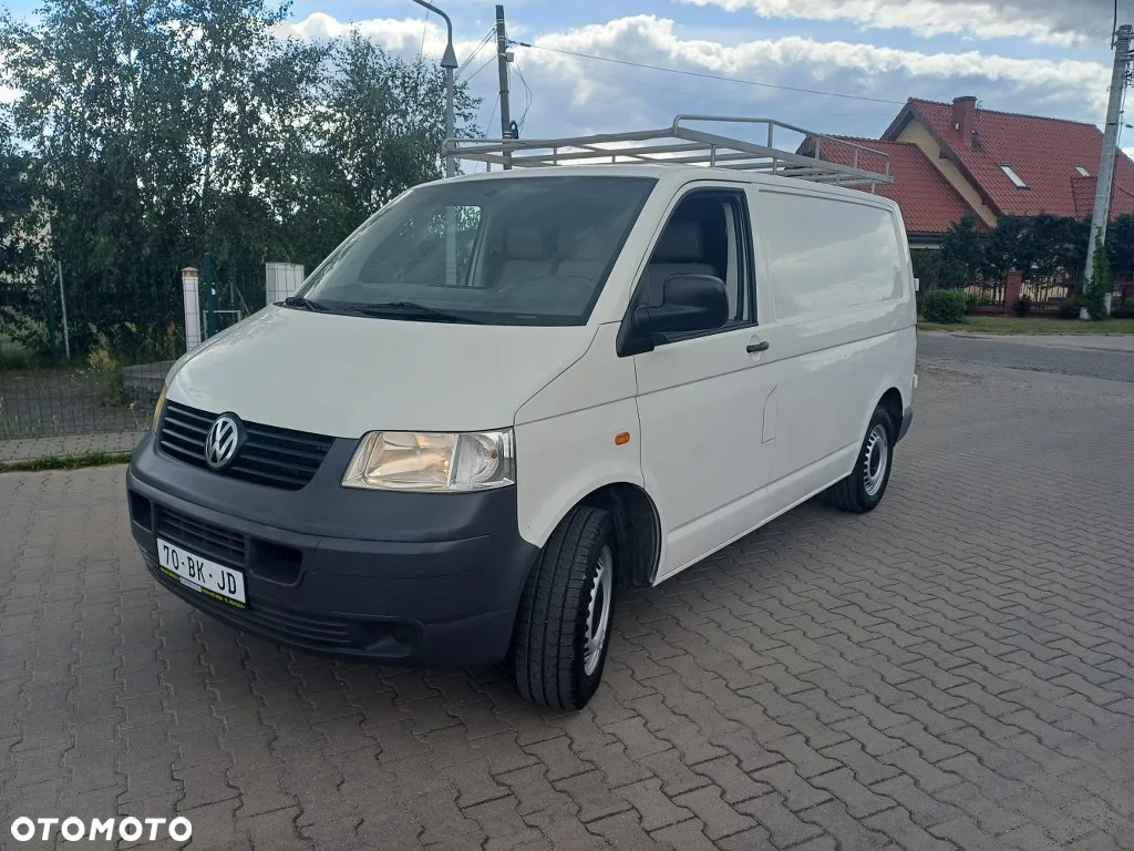 Volkswagen Transporter - 2