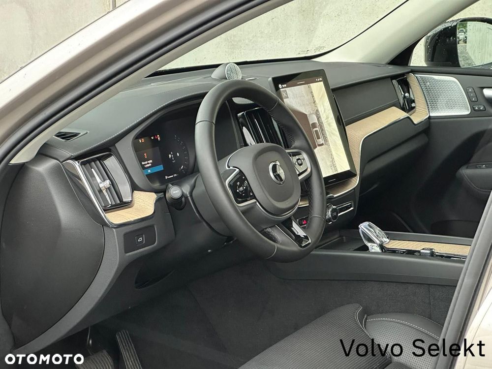 Volvo XC 60 - 24