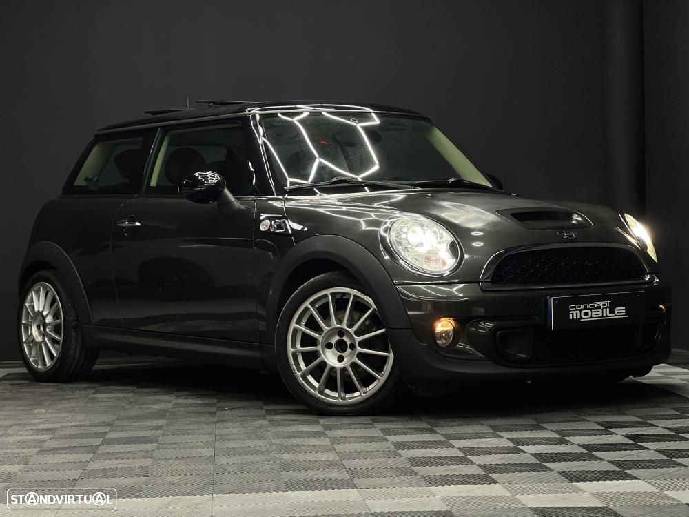 MINI 3 Portas Cooper S - 3