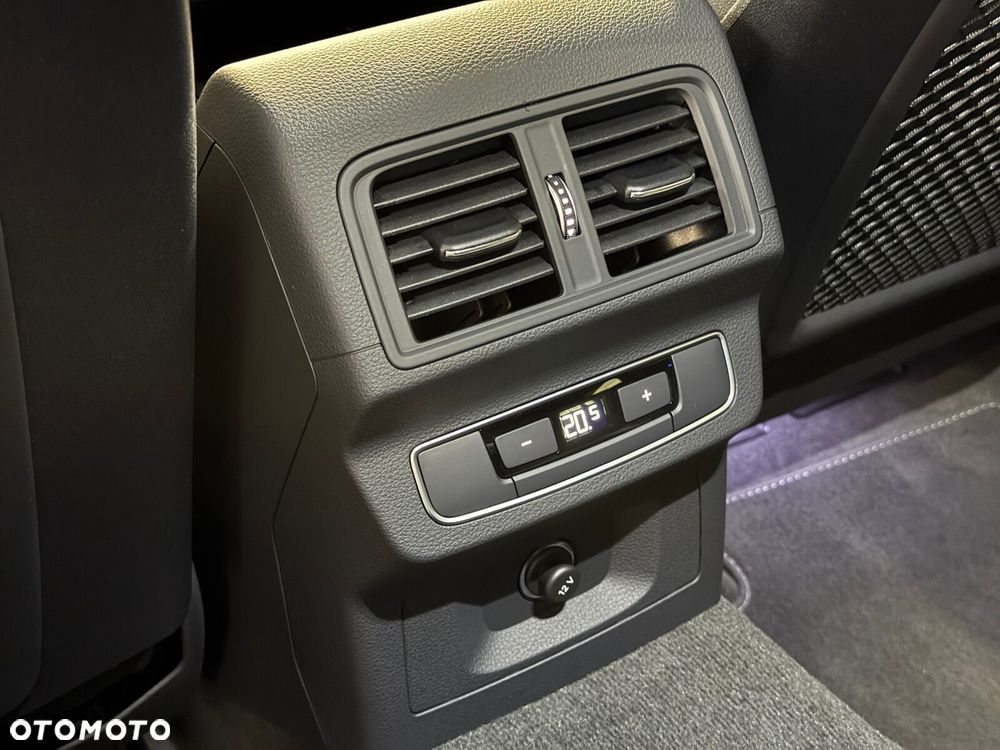 Audi Q5 Sportback - 26