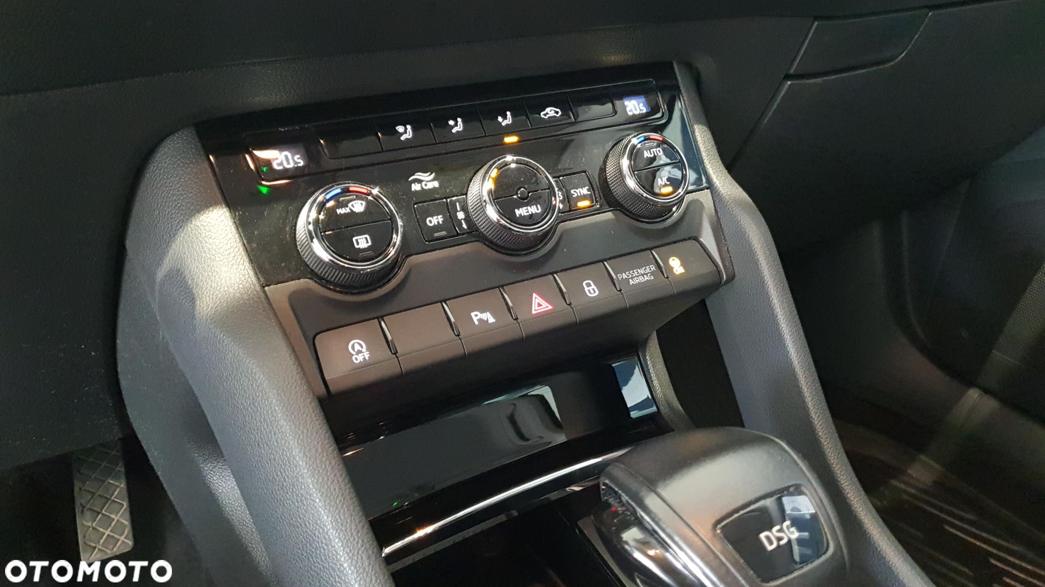 Skoda Karoq 2.0 TDI SCR 4x2 Ambition DSG - 26