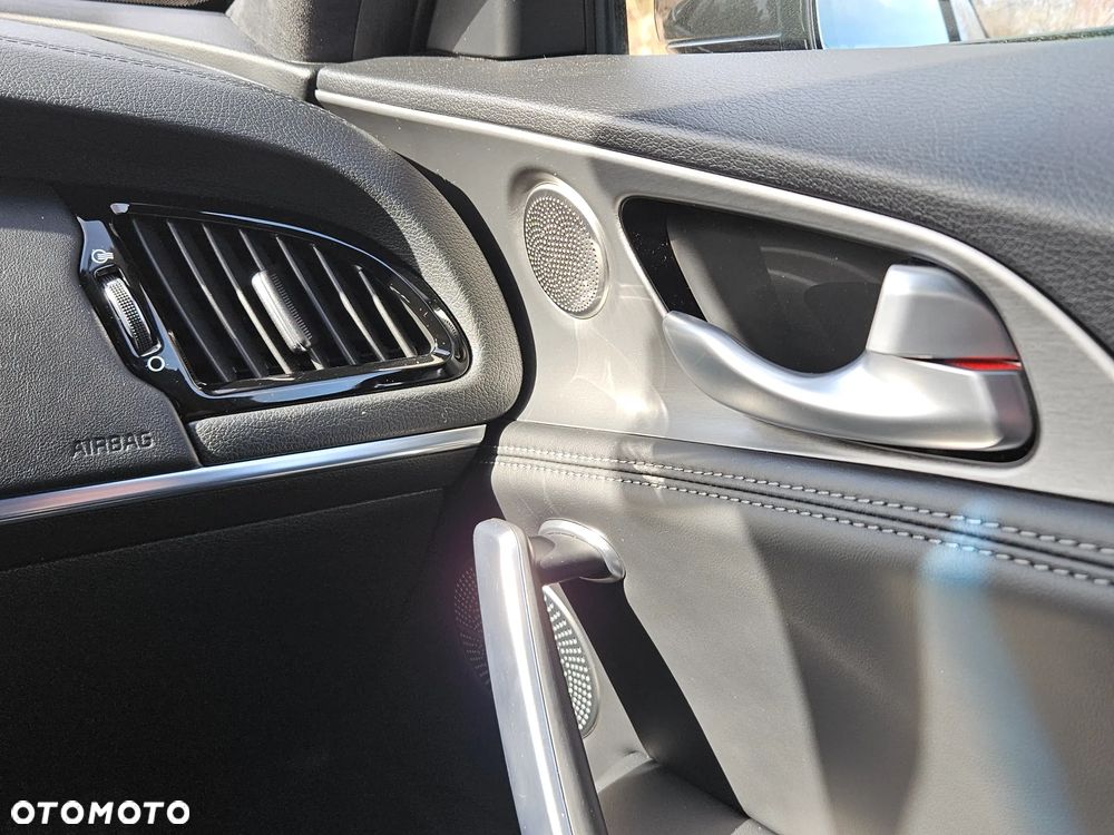 Kia Stinger 2.2 CRDI GT Line - 24
