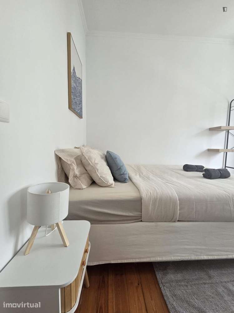 Quarto - localizado em Alameda Lisbon - Grande imagem: 5/30