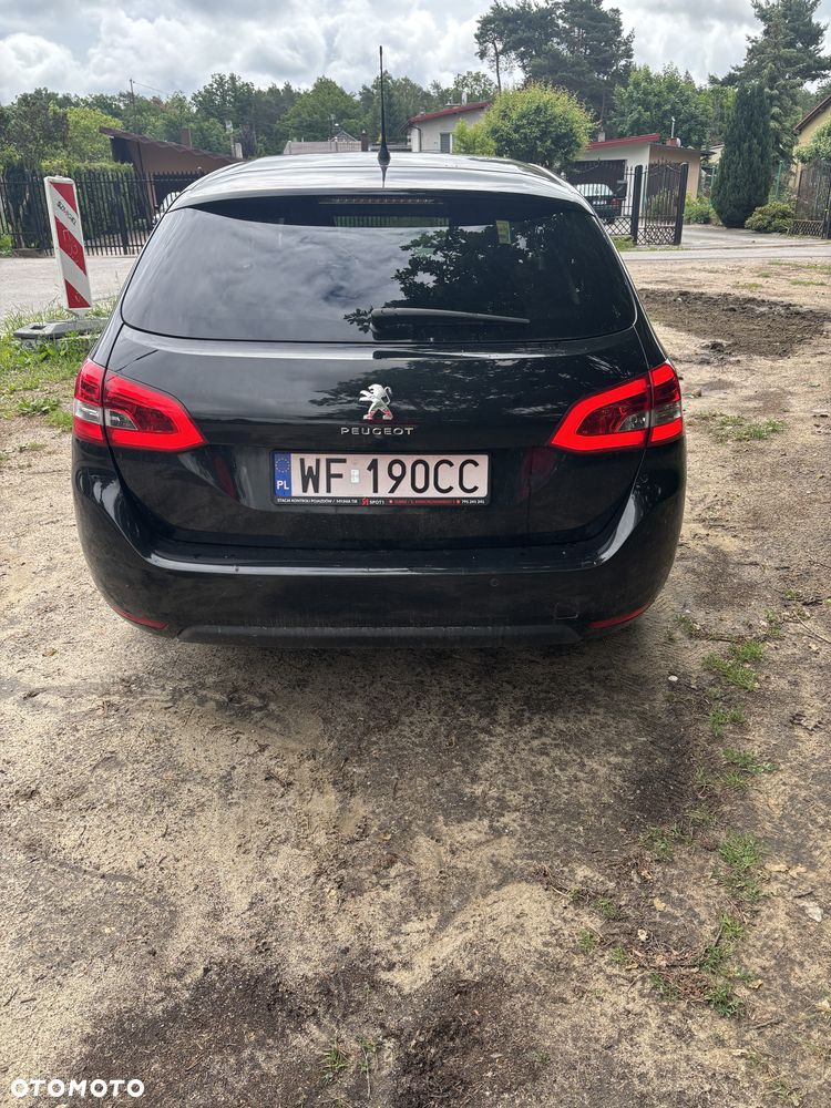Peugeot 308 PureTech 110 Stop & Start Allure - 4
