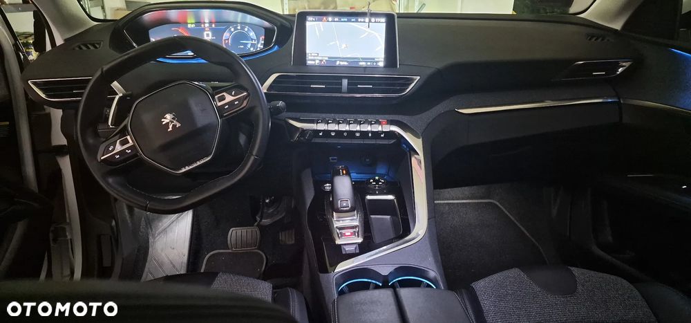 Peugeot 3008 1.2 PureTech Allure Pack S&S EAT8 - 22
