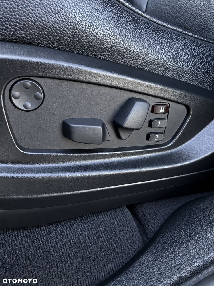 BMW X5 xDrive35i Edition Exclusive - 33