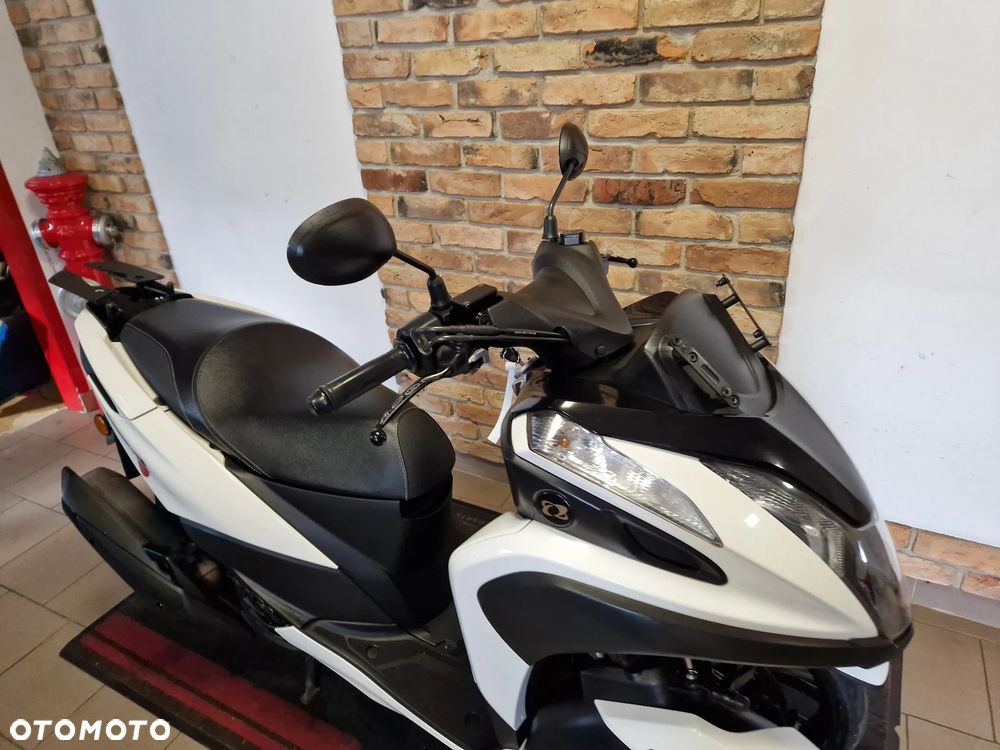 Yamaha Tricity - 33