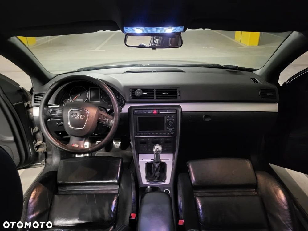 Audi A4 Avant 1.8T - 13