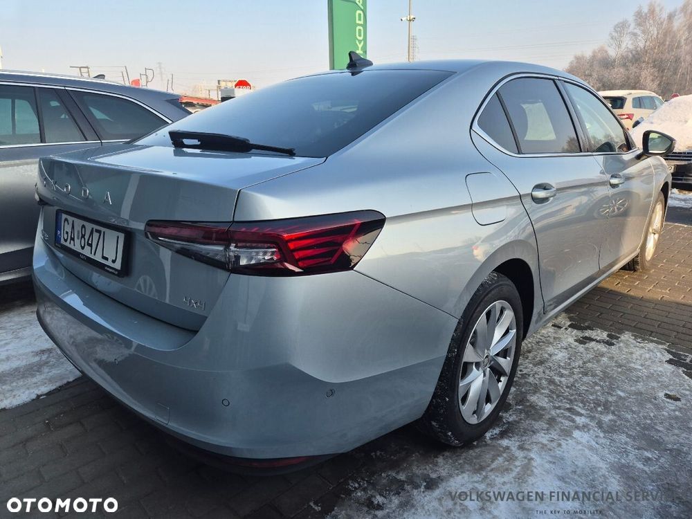 Skoda Superb 2.0 TDI SCR 4x4 Selection DSG - 3