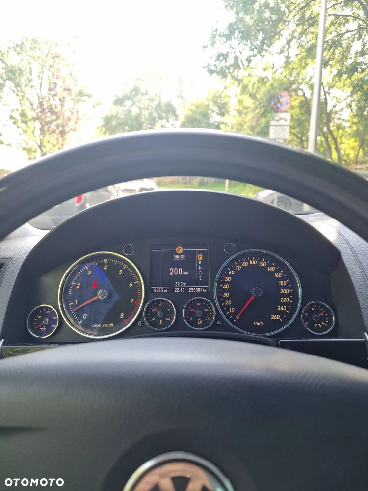 Volkswagen Touareg - 10
