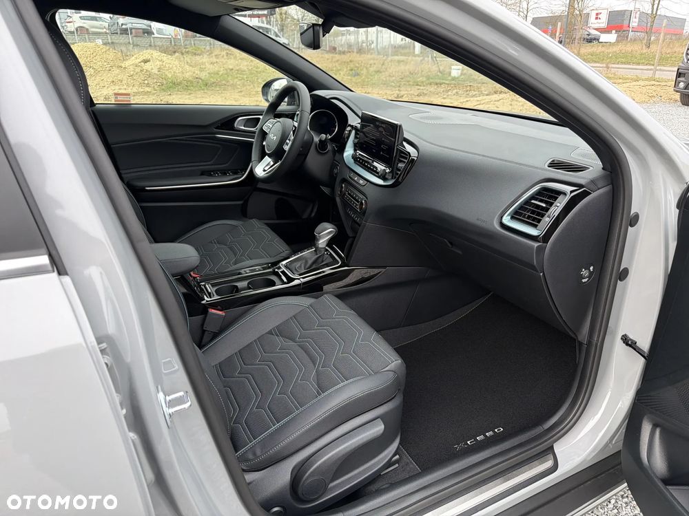 Kia XCeed 1.6 T-GDI Tribute DCT - 21