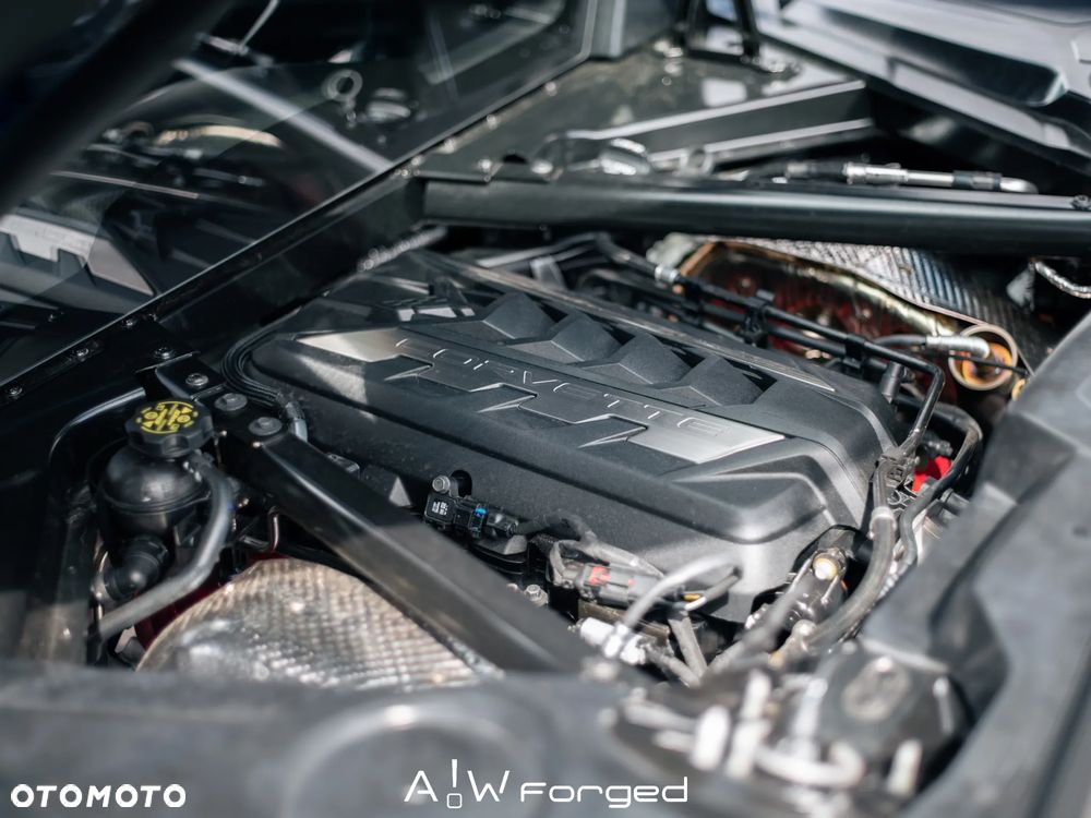 Chevrolet Corvette - 37