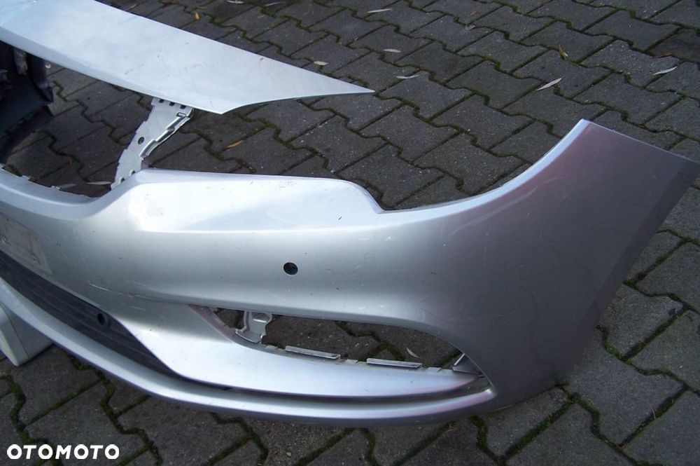 Opel Astra K zderzak przedni 39151025 - 2