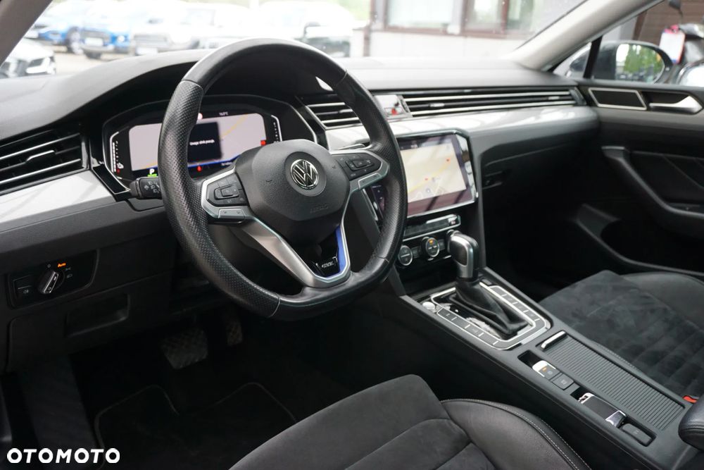 Volkswagen Passat 1.4 TSI Plug-In Hybrid GTE DSG - 12