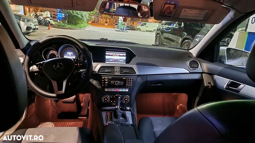 Mercedes-Benz C 220 T CDI 7G-TRONIC Avantgarde Edition - 9