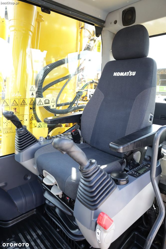 Komatsu PC210LC-11 - 18