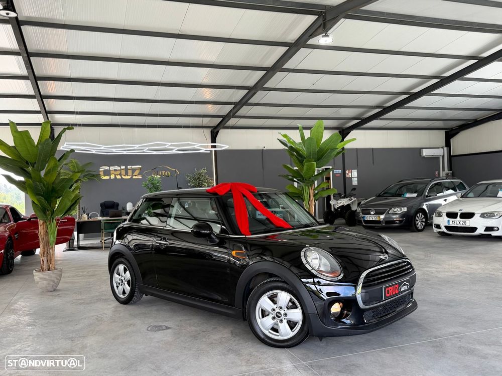 MINI 3 Portas One D - 20