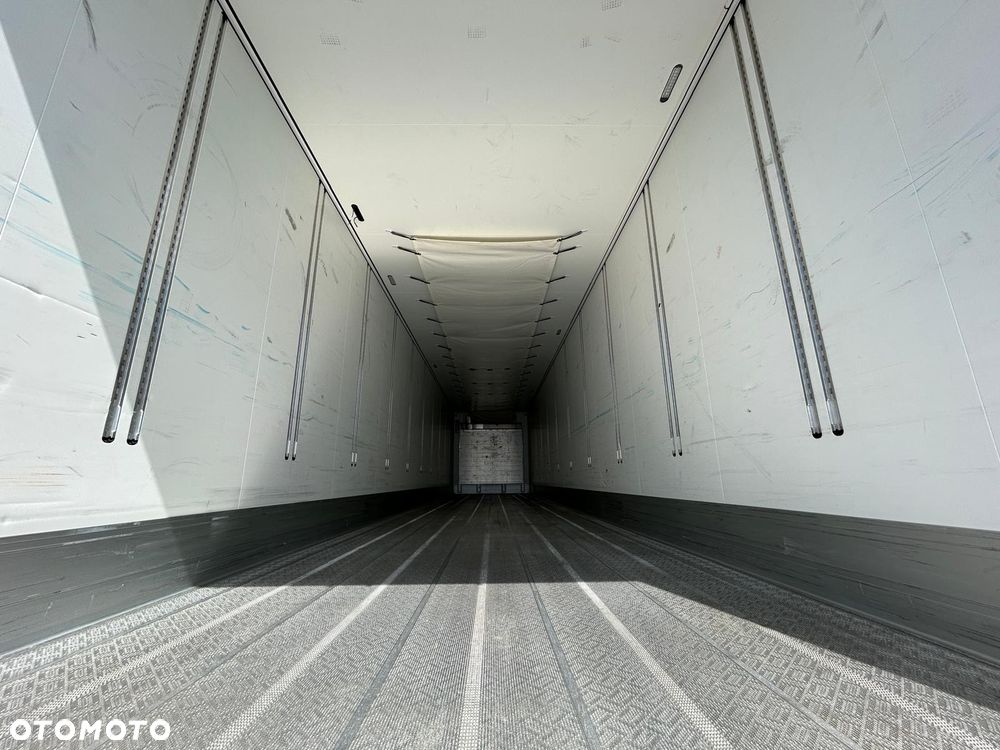 Schmitz Cargobull ThermoKing SLXi300; DOST; Uchwyty promowe, Paleciara - 17