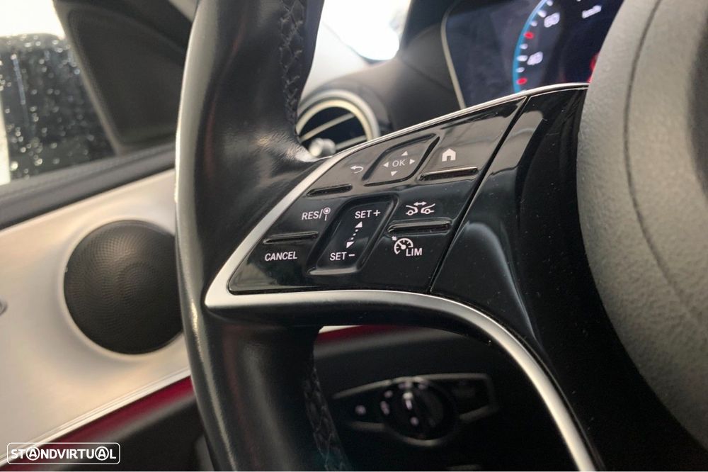 Mercedes-Benz E 300 de 4Matic 9G-TRONIC AMG Line - 14