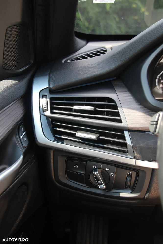 BMW X5 xDrive35i Sport-Aut. - 26